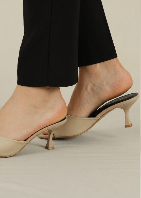316209-BEIGE-VOG.